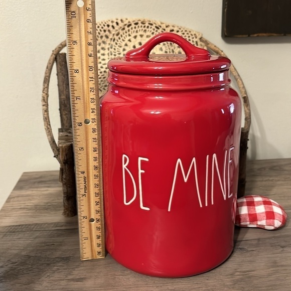 NWT RAE DUNN TALL BE MINE CERAMIC RED CANISTER - Picture 8 of 13